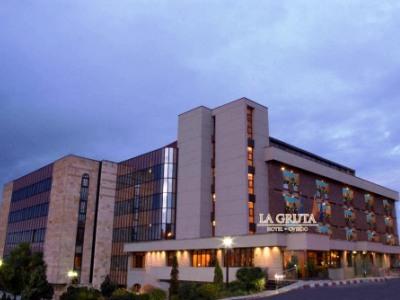 Residencia Universitaria Micampus Oviedo La Gruta エクステリア 写真