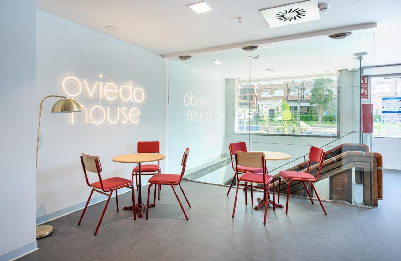 Residencia Universitaria Micampus Oviedo La Gruta エクステリア 写真